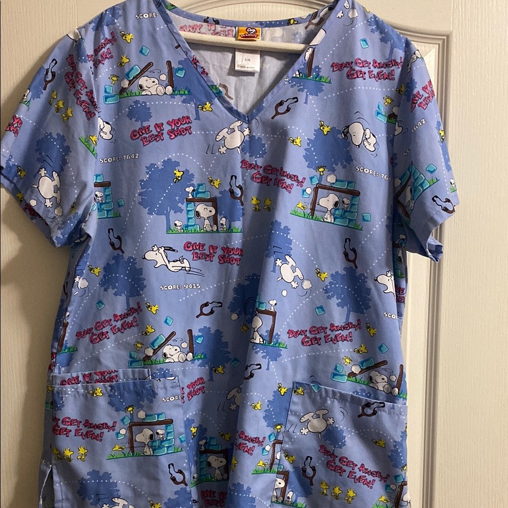 Scrubs Top Snoopy Peanuts women’s Large